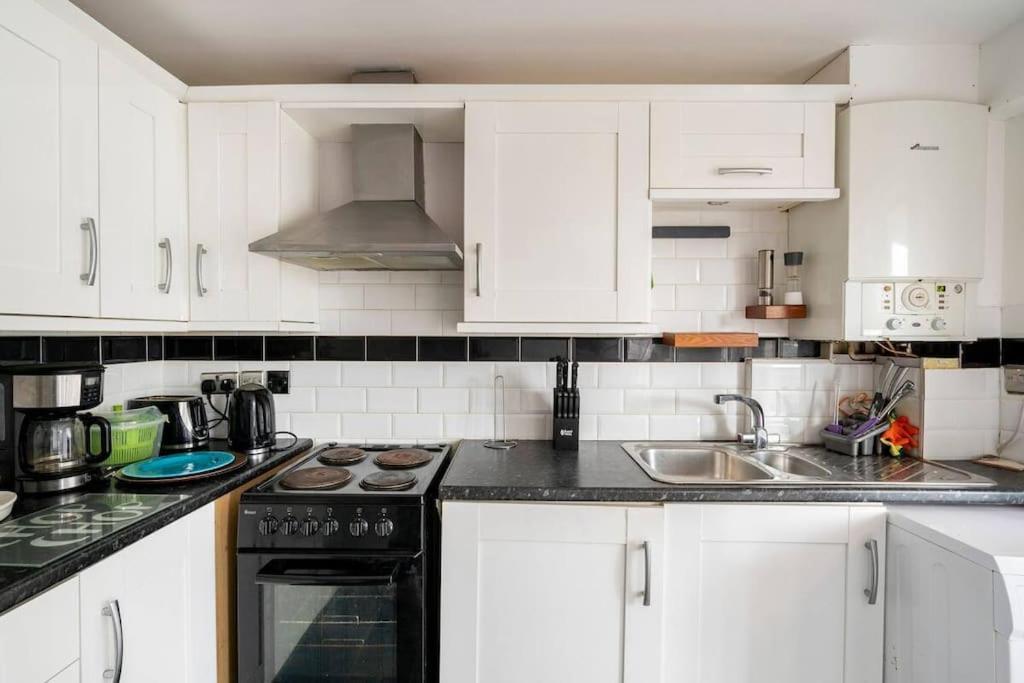 Lovely One Bedroom Flat. Belfast Kültér fotó